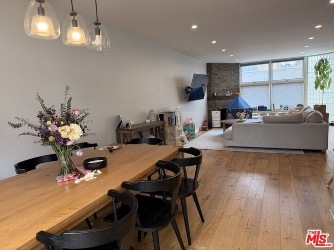 Photo - 1128 22nd St