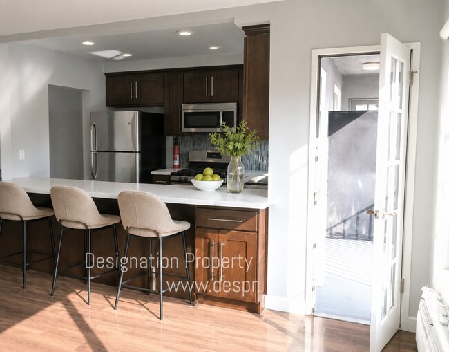 Photo - 7638 Hampton Ave Unit 09