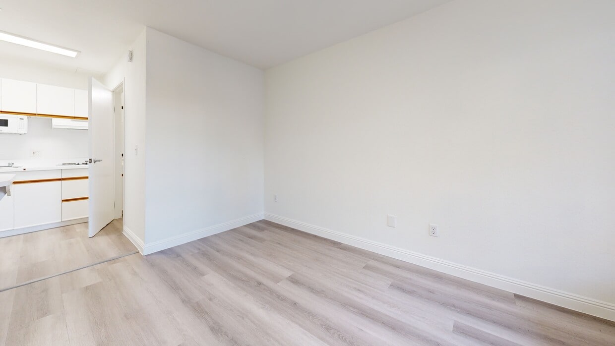 3D Tour - 3050 E Imperial Hwy