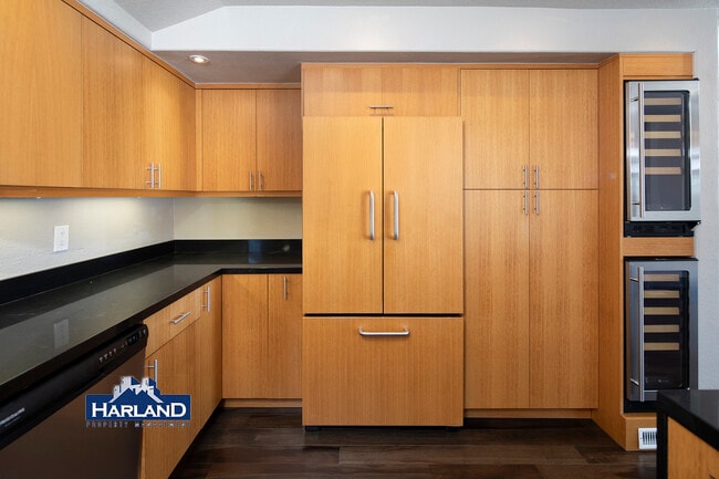 Photo - 4607 Janet Pl