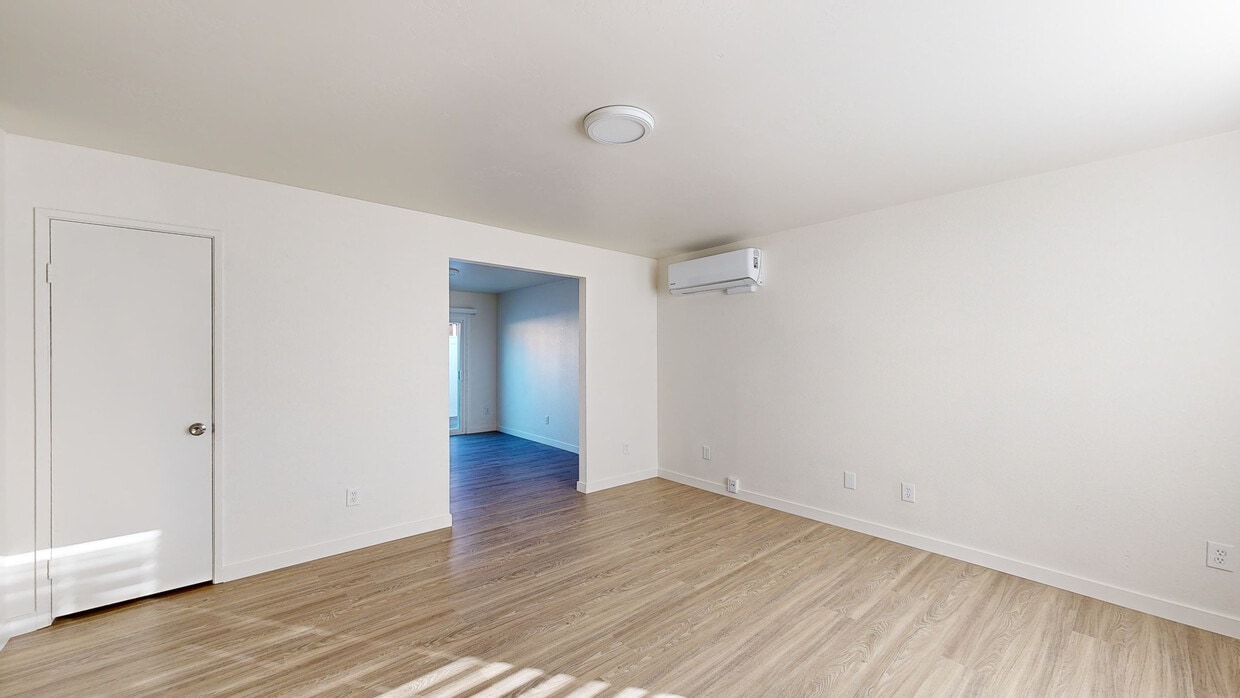 3D Tour - Renovated Villas w/Private EV Hookup Apartments