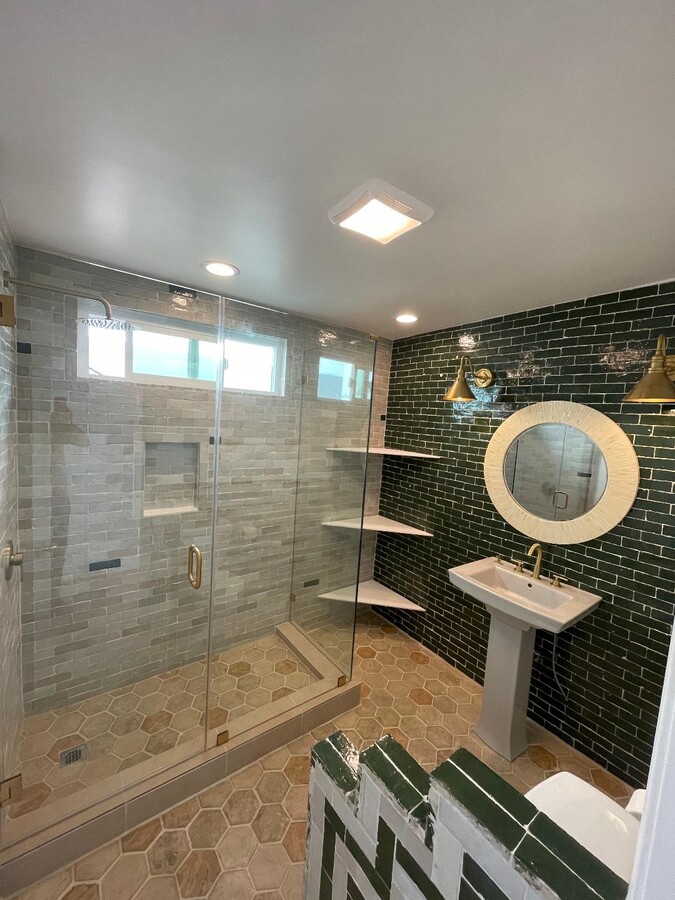 Bathroom - 32 Rose Ave Apartments Unit 4