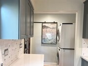 Photo - 559 W 39th St