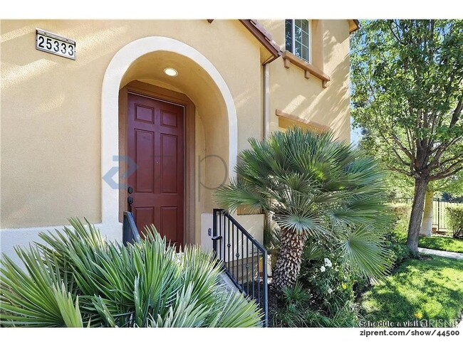 Photo - 25333 Los Arqueros Dr