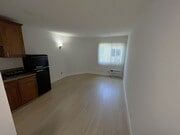 Photo - 3169 - 319 S. New Hampshire Av Apartments
