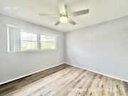 Photo - 1220 N Harper Ave Unit 10