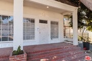 Photo - 2120 N Cahuenga Blvd