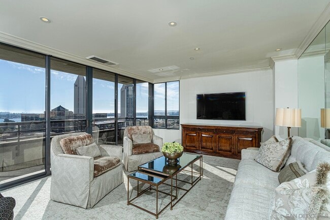 Photo - 700 Front St Condo Unit 1004