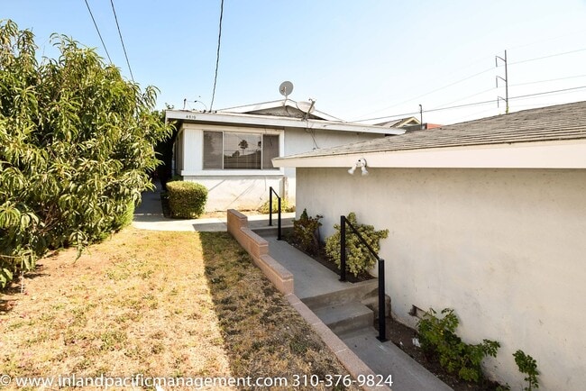 Building Photo - w4521 Unit 4519