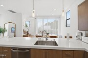 Photo - 3226 W Robinson Ln