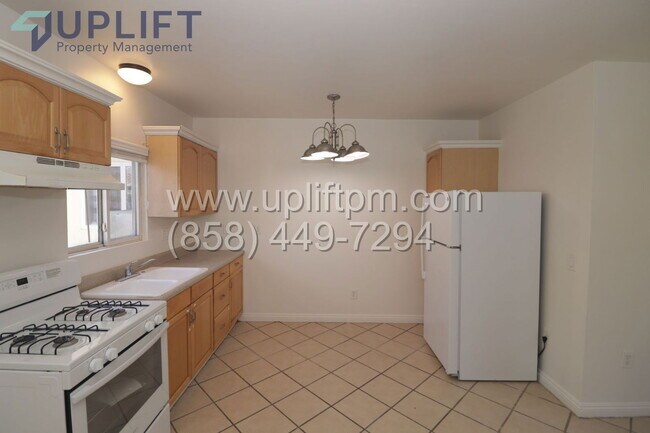 Photo - 729 W 9th Ave