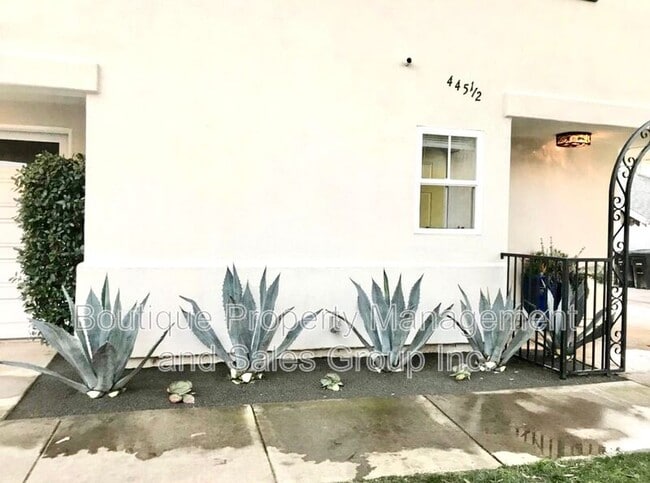 Photo - 445 1/2 Begonia Avenue