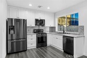 Photo - 915 Cornell Dr