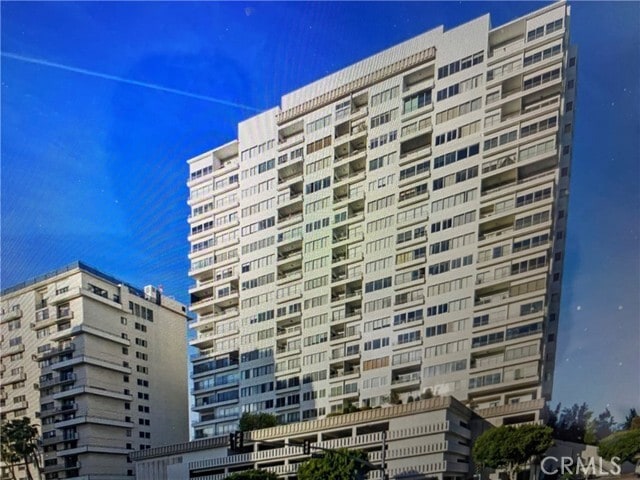 Building Photo - 10501 Wilshire Blvd Unit 1409