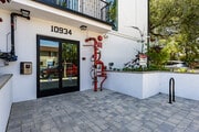 Entrance - 10934 Peach Grove St