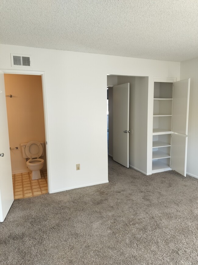 Photo - 15752 Taft Ln Unit 3