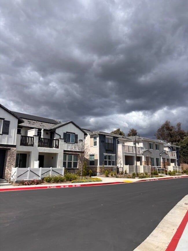 Photo - Welcome home to this beautiful Murrieta Town Home!