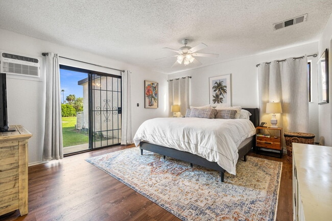 Photo - 42905 Texas Ave