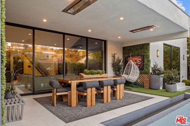 Photo - 1368 Beckwith Ave