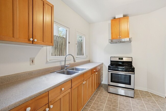 Photo - 1015 3/4-929 W Kensington Rd Unit 927