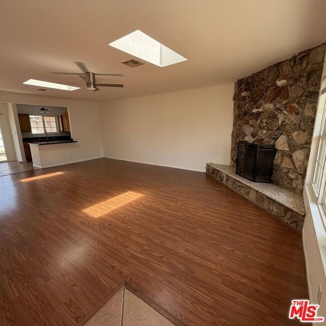 Photo - 1104 N Frederic St
