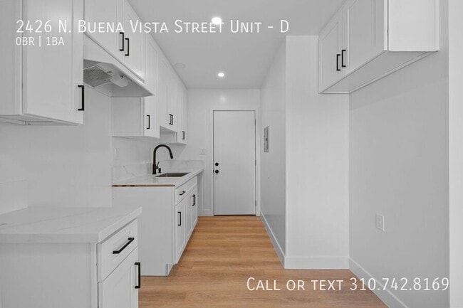 Photo - 2426 N Buena Vista St Unit D