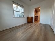 Photo - 22051 Vanowen St