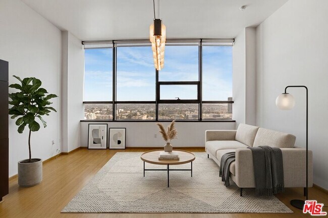 Building Photo - 1100 Wilshire Blvd Unit 1805