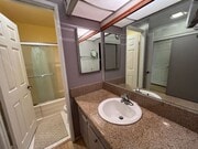 Photo - Park Villa South Studio with Murphy Bed