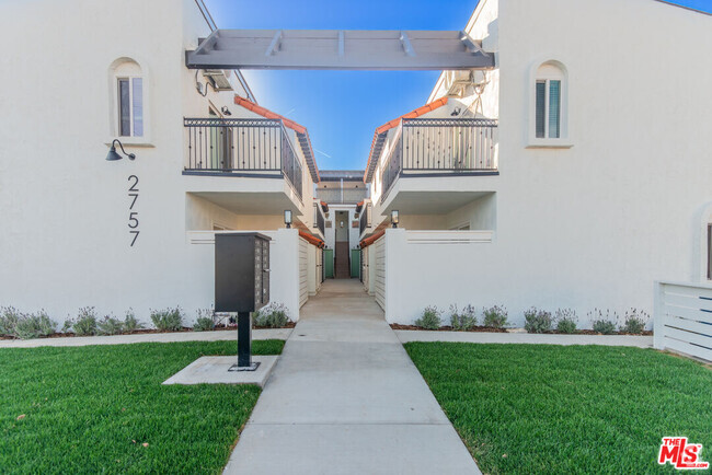 Building Photo - 2757 Andreo Ave Unit 3 Rental