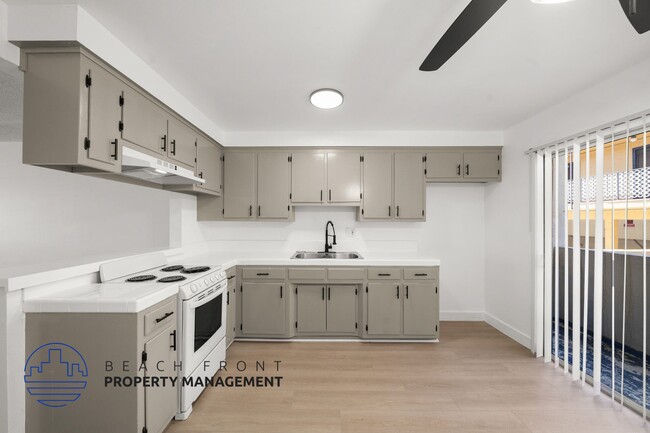 Photo - 13614 Cordary Ave.