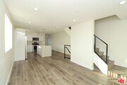 Photo - 2121 Burnside Ave Unit 2123 1/2
