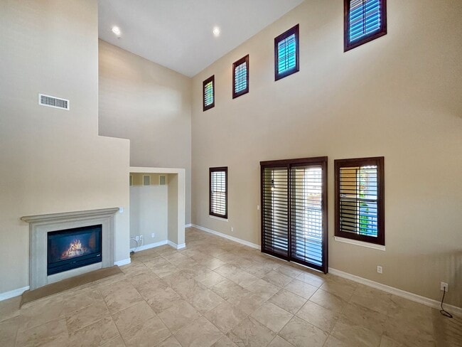 Photo - Bright 2BD/2BA Townhouse in Serra Mesa with Balcony, Fireplace & Resort-Style Amenities