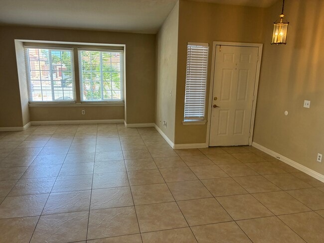 Photo - 2614 Sycamore Ln