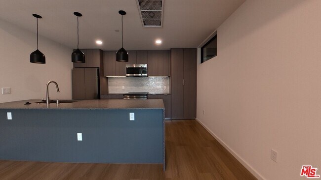 Photo - 5119 Colfax Ave Unit 203