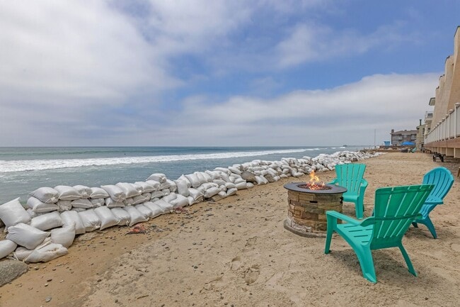 Building Photo - Would you like to have a Private Community... Rental