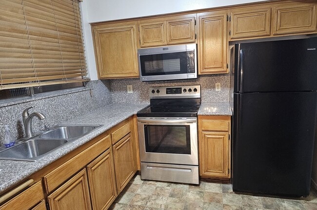 Photo - Luxurious 2 Bedroom, 2 Bath Condo in the Heart of Prime Hollywood