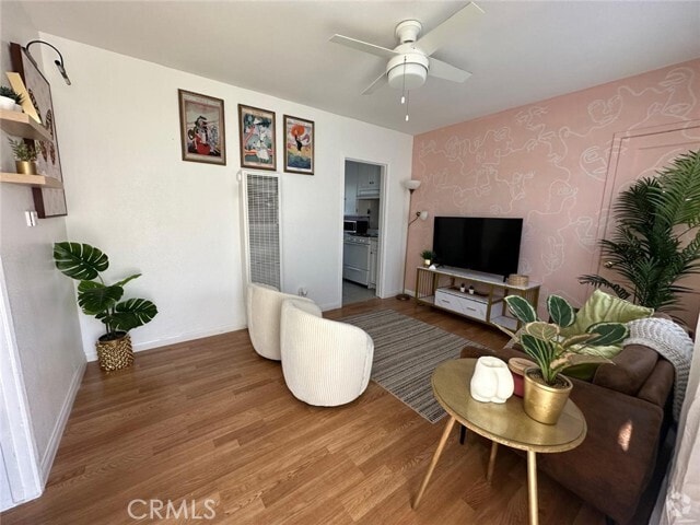 Building Photo - 9719-Belmont 1/4 Street Rental