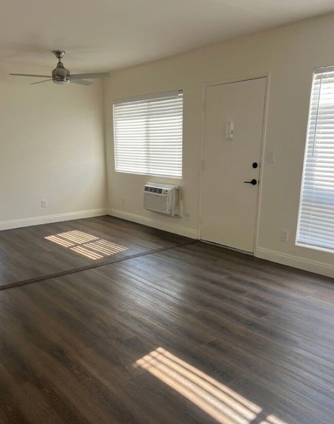Photo - 14914 Roscoe Blvd Unit 6a