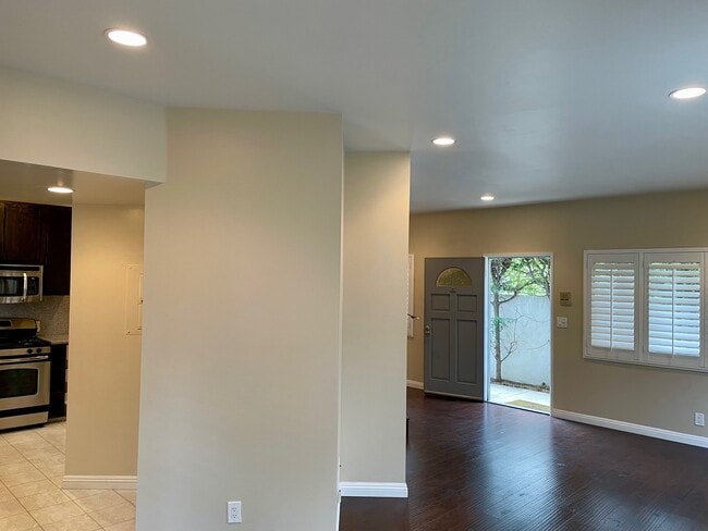 Photo - 2402 34th St Unit A