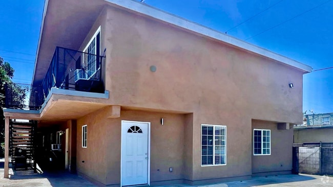 Building Photo - 12019 Sycamore St Rental