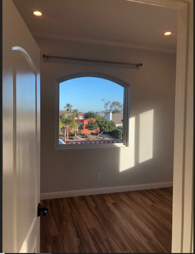 Photo - 4470 Swift Ave Unit 4470 Swift