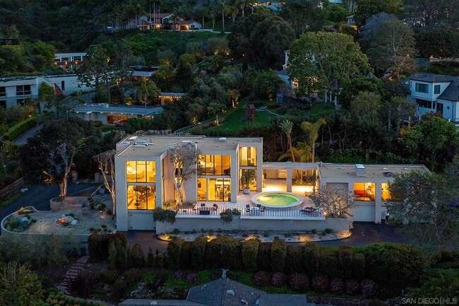 Photo - 7863 E Roseland Dr