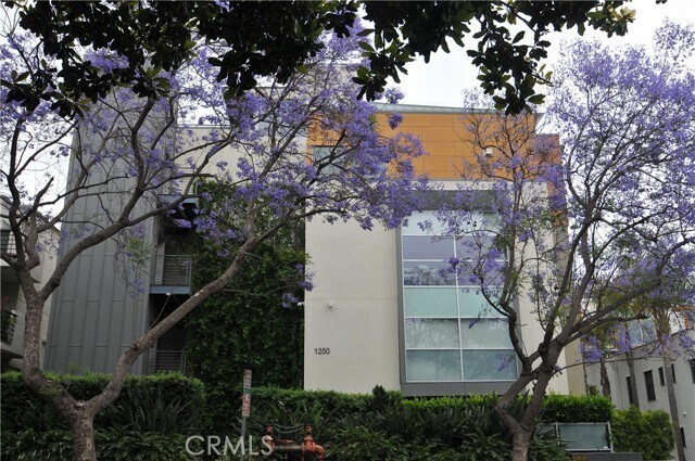 Photo - 1250 N Harper Ave Condo Unit 413
