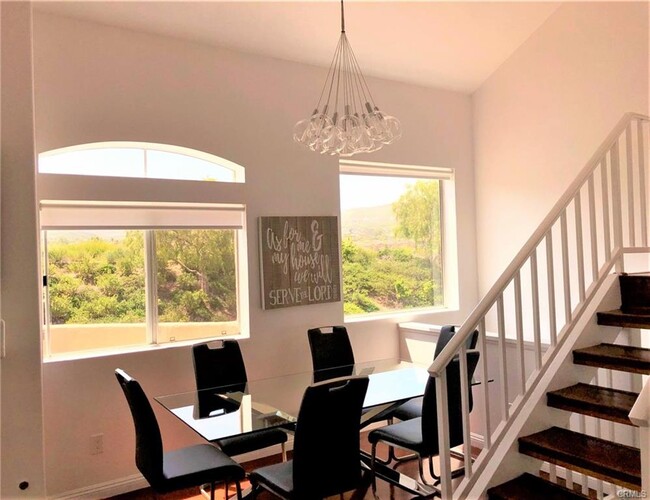 Photo - 27004 Karns Ct