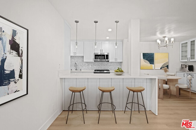 Photo - 2021 California Ave Unit 2
