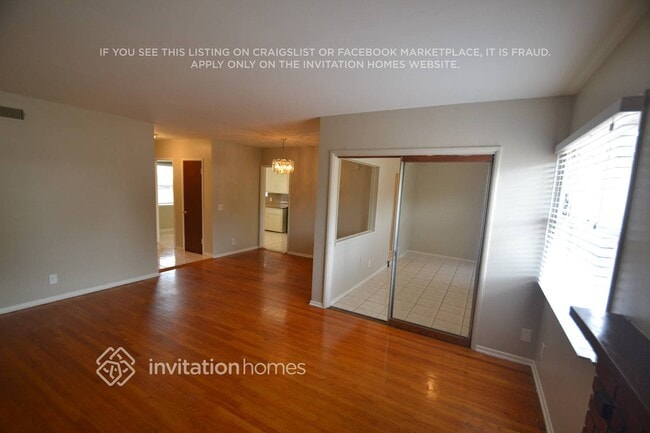 Photo - 2602 W 112th St