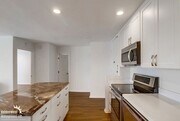 Photo - Cozy 1Bdm 1Ba Condo in Desirable Point Lom...