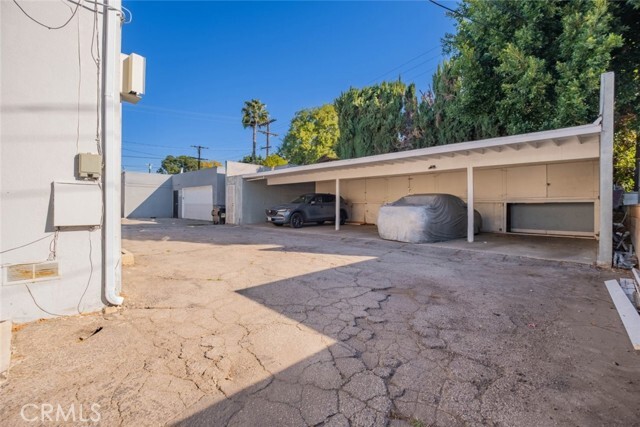 Photo - 5654 Kester Ave Unit 4