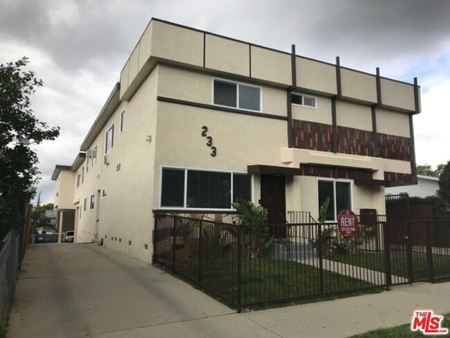 Photo - 233 N Park View St Unit 3